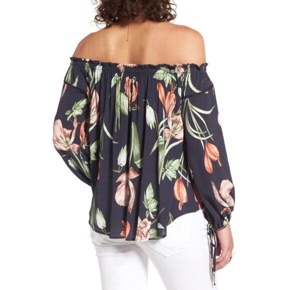ASTR The Label Chavelle Floral Off Shoulder Top MEDIUM Viscose Black‎ ACT12455 - Picture 2 of 13